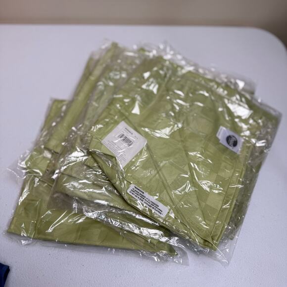 Food Network Stain-Resistant Microfiber Check Napkin Green Kiwi Set of 4 Cloth - Picture 5 of 5